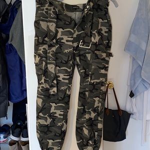 CAMO JOGGERS W BELT